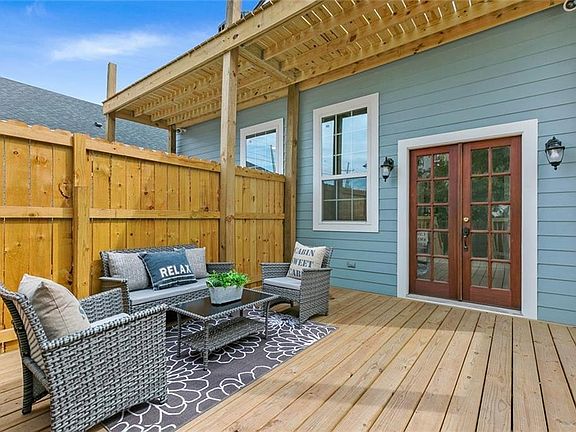 Private deck