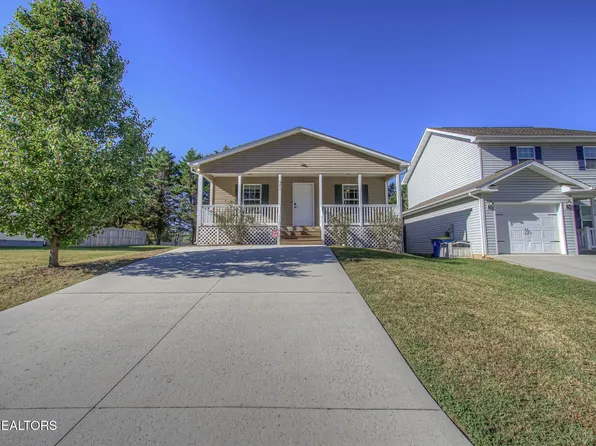 971 Norwood Village Ln, Maryville, TN 37801