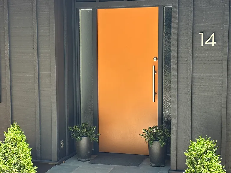 14 Summit Dr — Photo 3