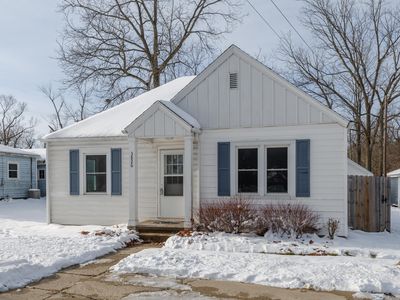 3826 Oakland Dr, Kalamazoo, MI, 49008