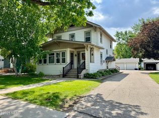 508 S 6th St, Milbank, SD 57252