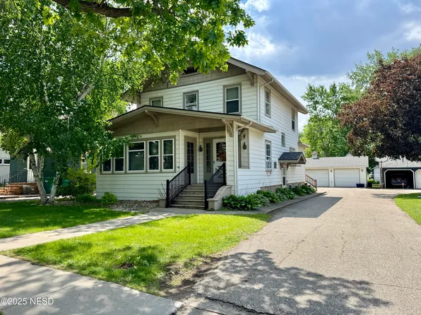 508 S 6th St, Milbank, SD 57252