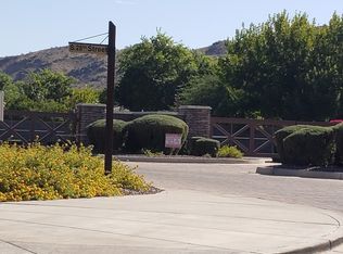 2811 E Desert Ln, Phoenix, AZ 85042