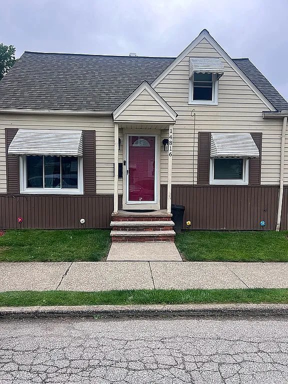 14816 Brunswick Ave photo 1