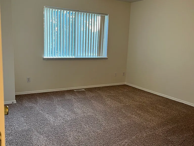 4858 N Orchid Ln — Photo 11