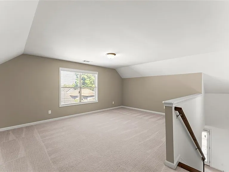 2770 Prado Ln — Photo 35