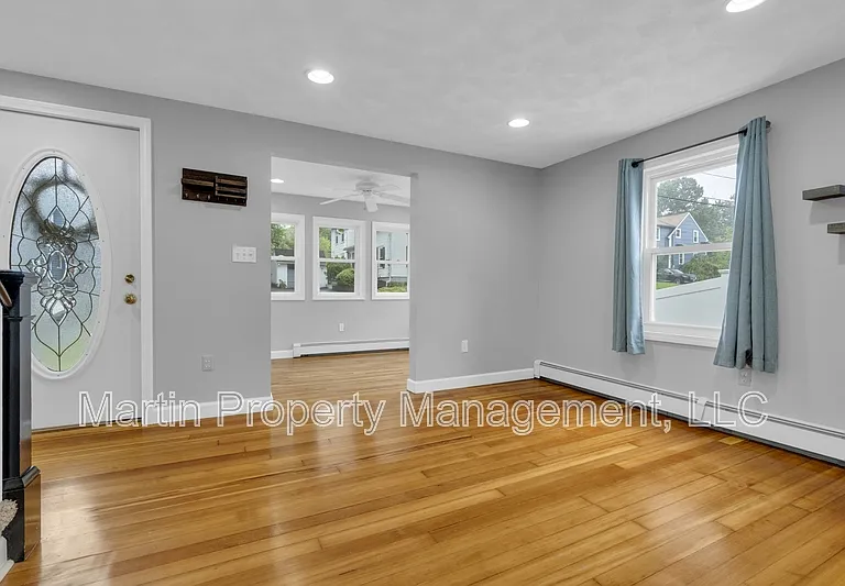 102 Orange St — Photo 26