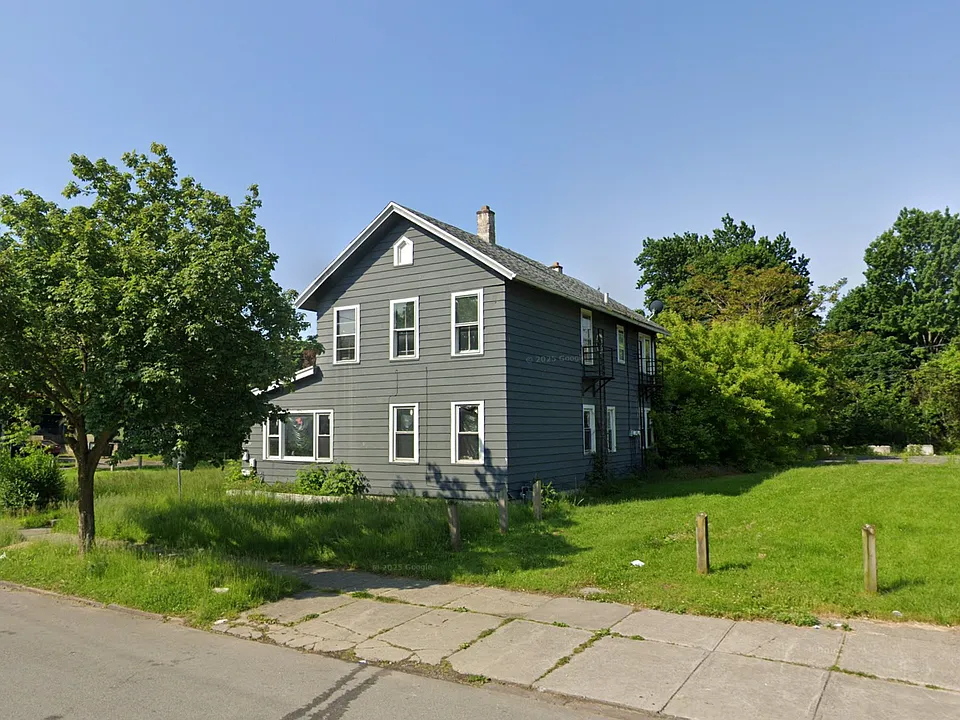 227 Saratoga Ave #3