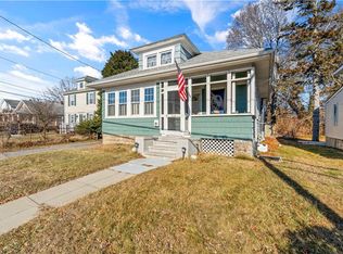 536 Willett Ave, Riverside, RI 02915