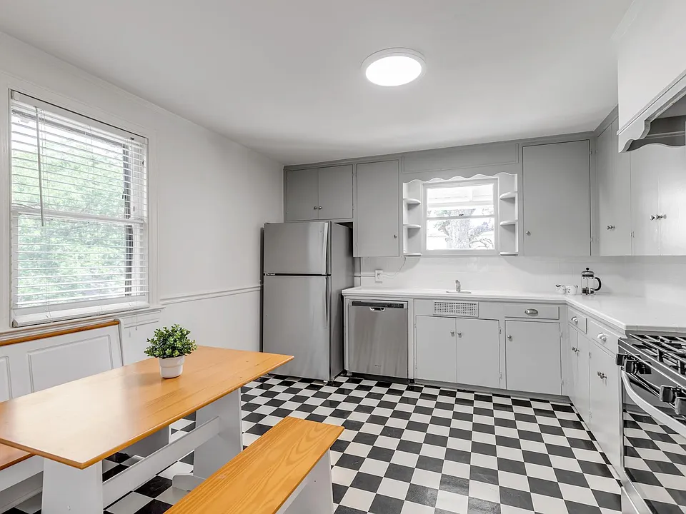 Kitchen with dining nook
