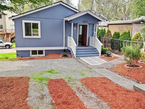 9217 36th Avenue S, Seattle, WA 98118