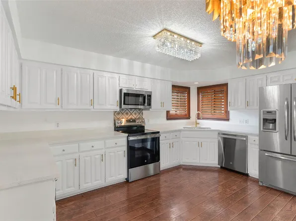 21205 National Dr, Lago Vista, TX 78645