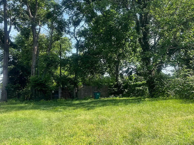 2201 Morena St — Photo 34