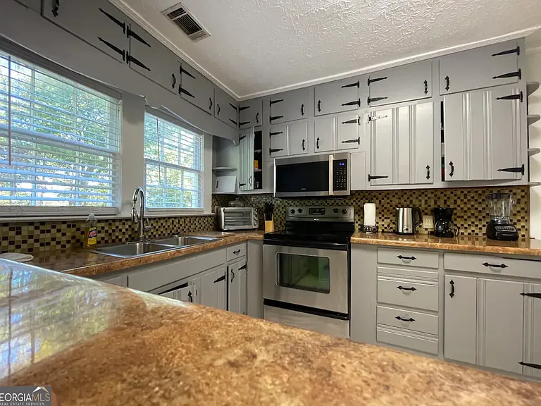 1401 Panola Rd — Photo 3