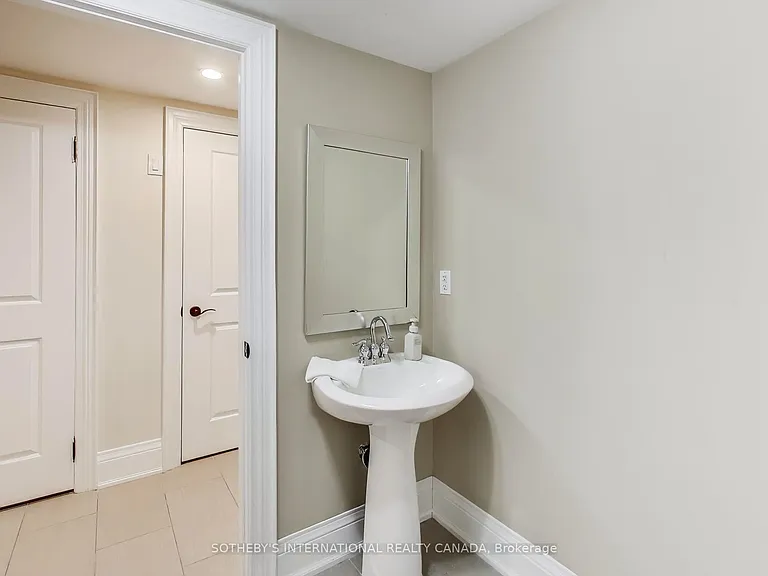 16 Saint Phillips Rd — Photo 37