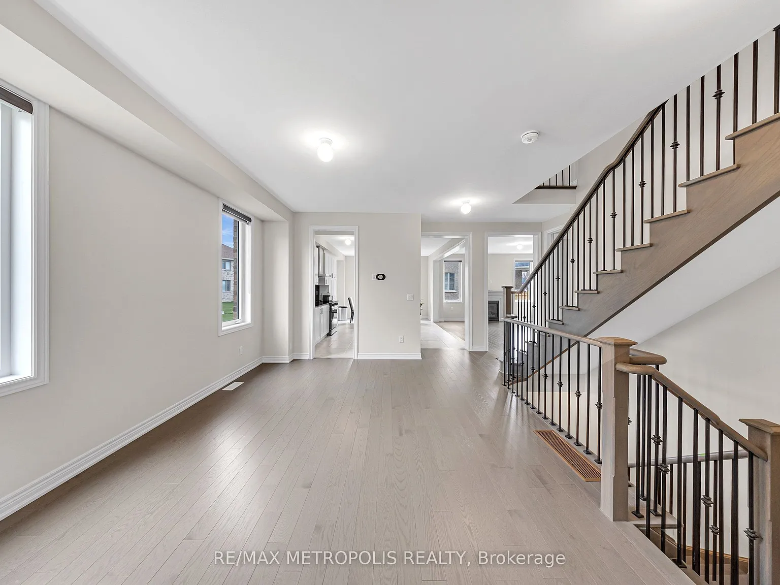 4 bed, $3,200 — Photo 4