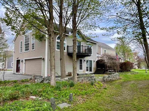 321 Bentley Avenue, Poultney, VT 05764