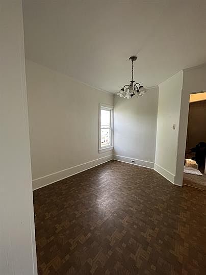 1st image of 17 W Elmwood Ave #2
