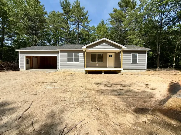555 Middle Road, Standish, ME 04085