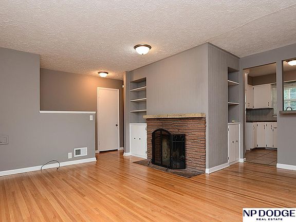 5th image of 6830 Pacific St