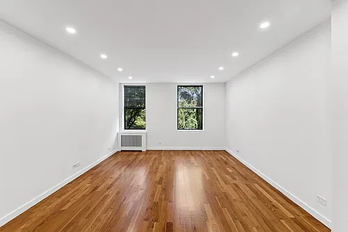 920 Riverside Dr #21A Photo 1