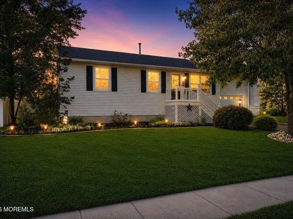 636 Monmouth Avenue, Port Monmouth, NJ 07758