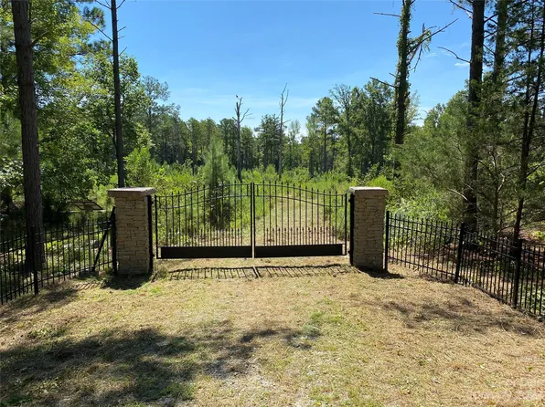 5 Hidden Acres Dr, Waxhaw, NC 28173