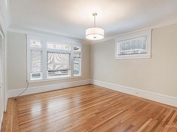 4th image of 2201 Lake St APT 4