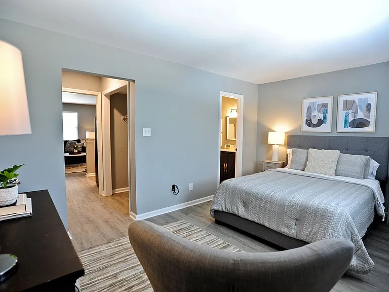 133 N Spring St — Photo 9