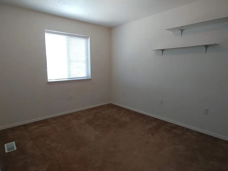 1050 SW Lost Trail Dr — Photo 6
