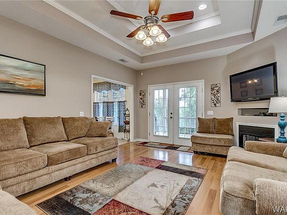 3rd image of 9085 Cotton Fields Cir