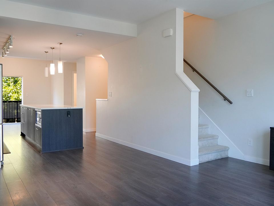 1st image of 32633 Simon Ave #118