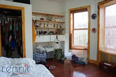 Rented by Rennit Inc.