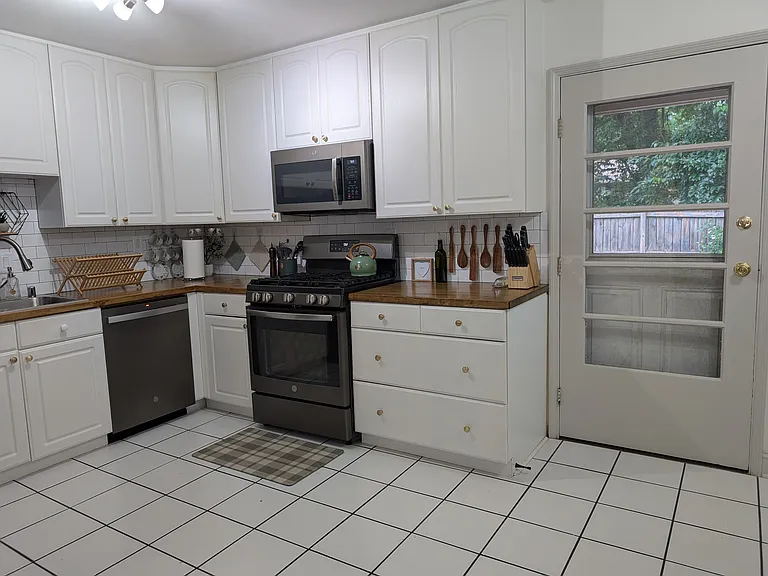 2833 Bexley Ct — Photo 13