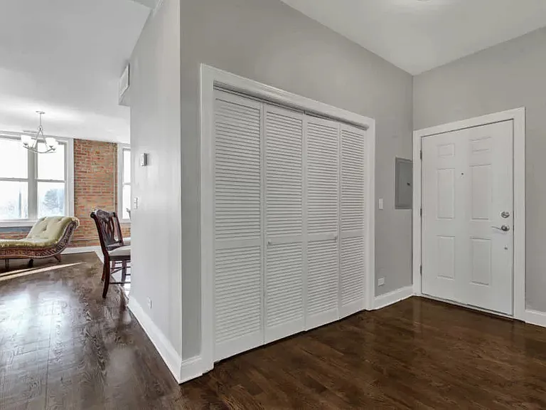 7400 S Stony Island Ave — Photo 7