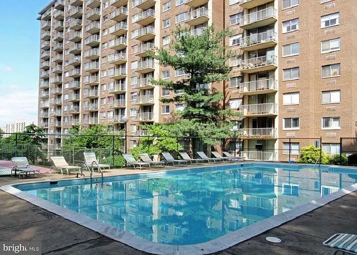 2059 Huntington Ave #1615 — Photo 23