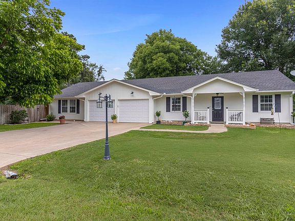 4th image of 21359 Scenic Cir
