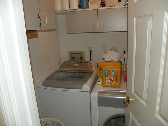 5th image of 1364 NW 129th Way