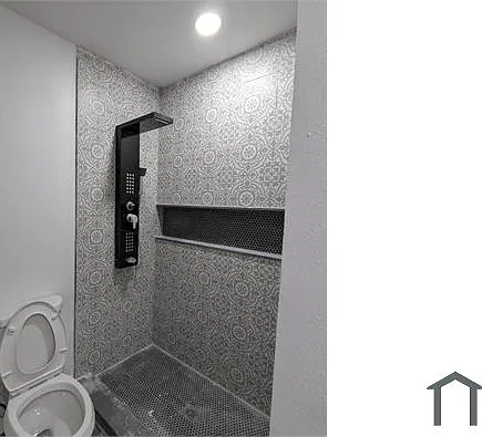 1404 E 22nd Ave — Photo 5