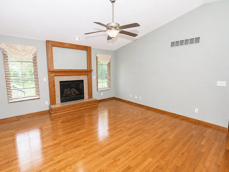 51225 Brandychase W — Photo 4