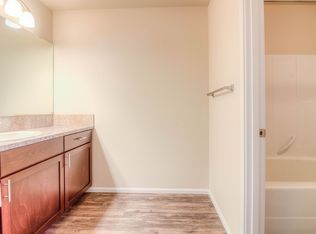 2414 Woolsey Rd #2414B, Yakima, WA 98903