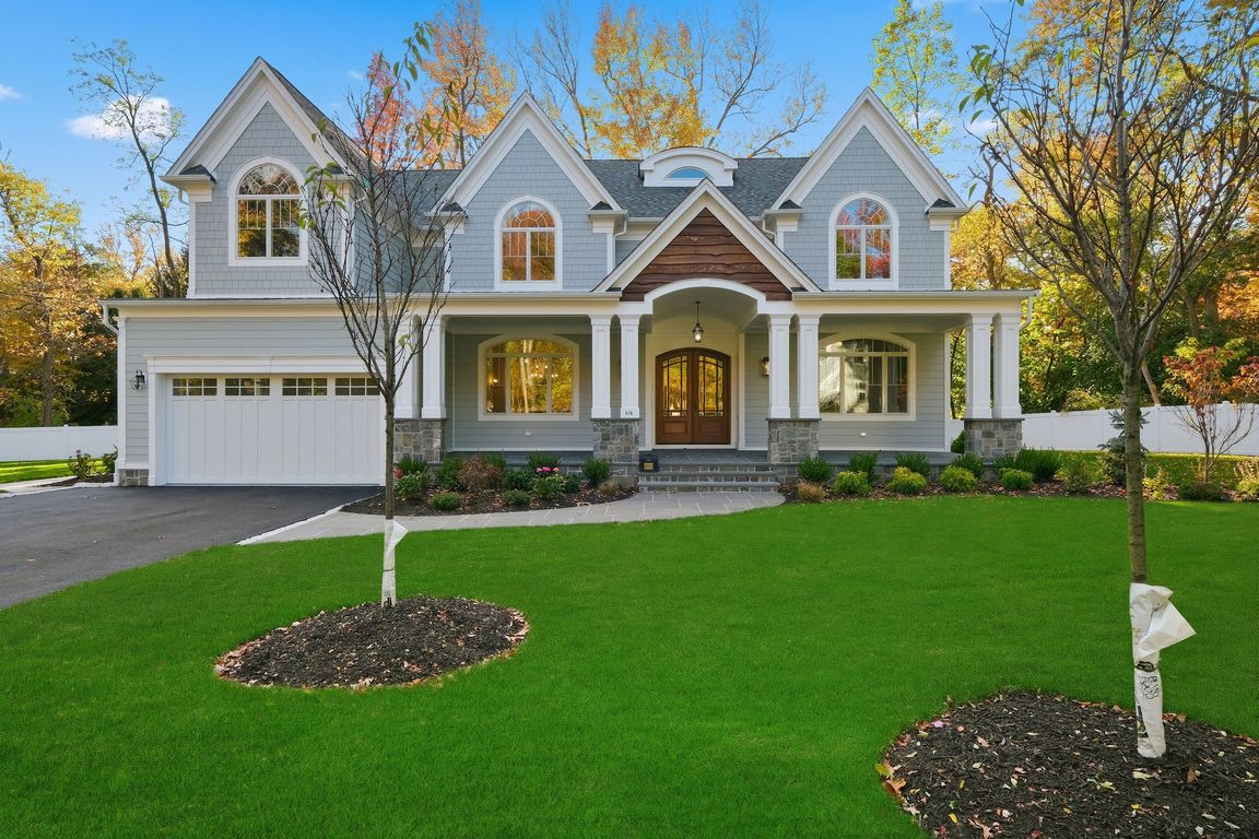 1. Front Exterior - unedited -