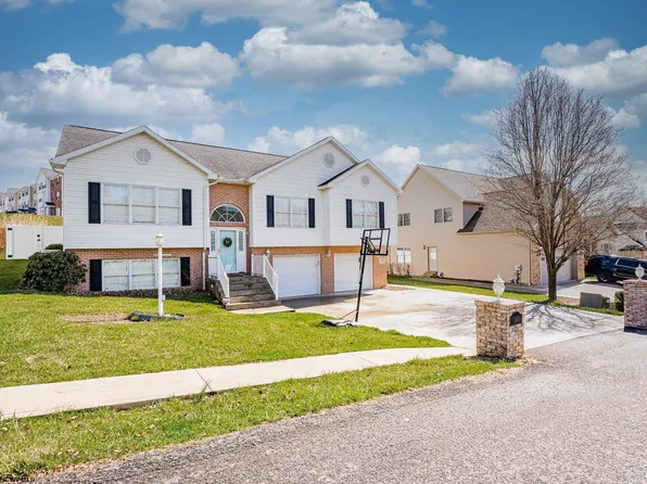 1032 Autumn Ave, Morgantown, WV 26508