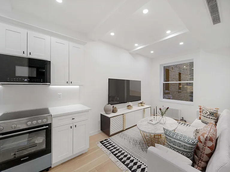 20 W 84th St #2C — Photo 2