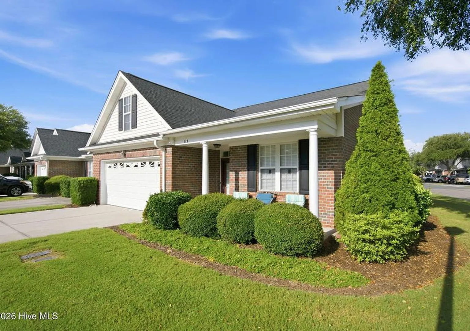 Discover this well-appointed 3-bedroom plus bonus room , 2-bath home in Carleton Place — Photo 4