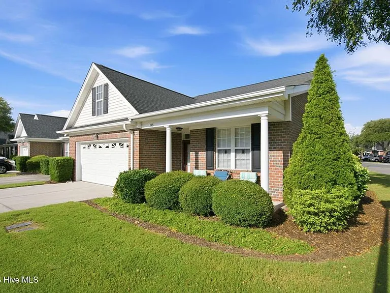 5006 Carleton Dr #113 — Photo 4