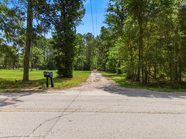 1074 Culbreath Rd, Brooksville, FL 34602