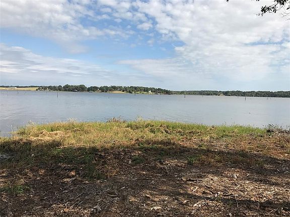 5th image of 7 Sterling Shores Dr