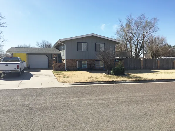 801 Iowa Ave, Pratt, KS 67124