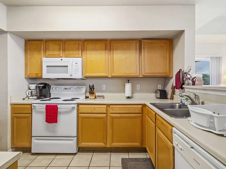 1000 Villagio Cir #201 — Photo 12